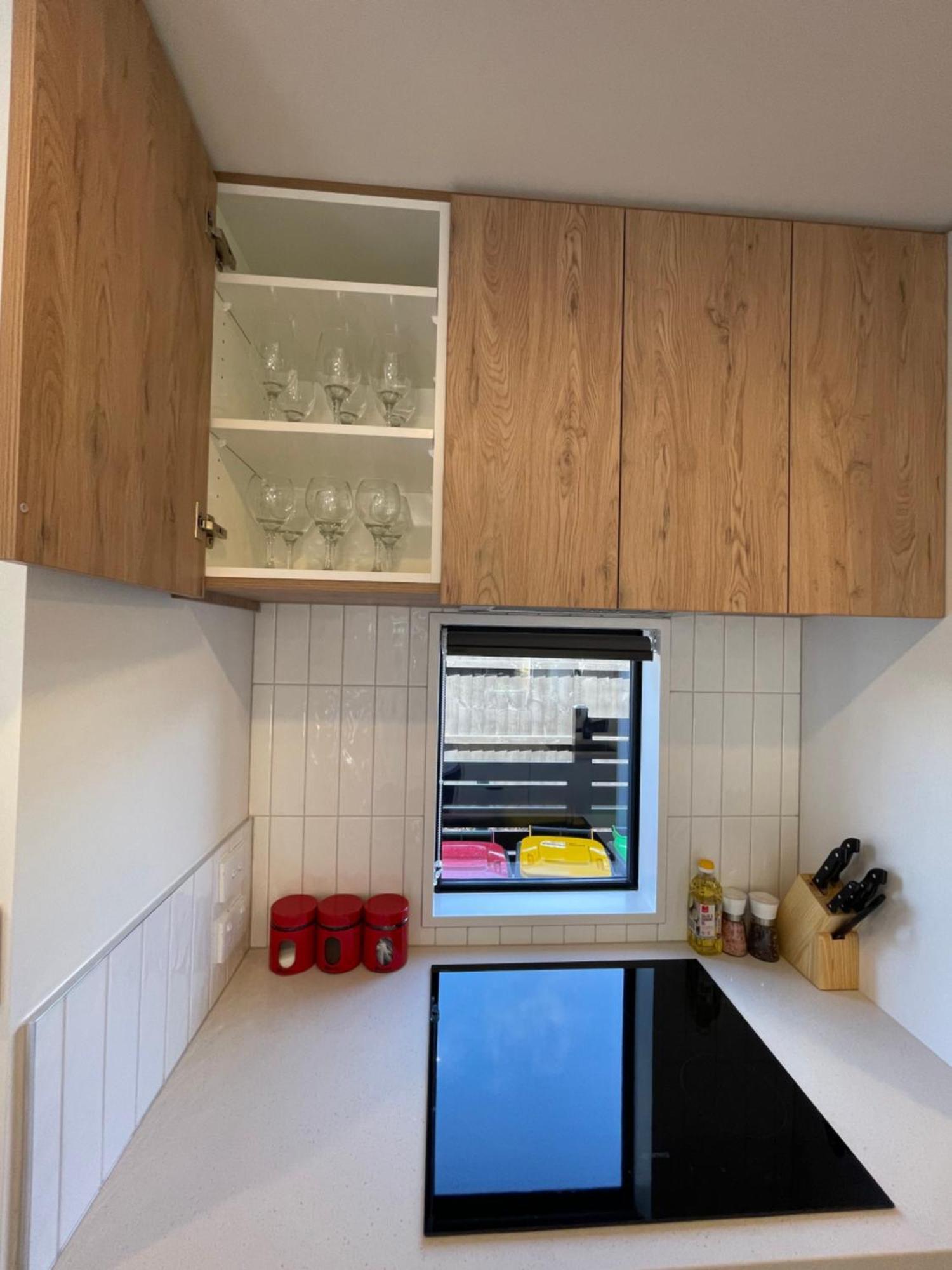 Luxury 2 Bedroom Townhouse Opposite Merivale Mall クライストチャーチ エクステリア 写真