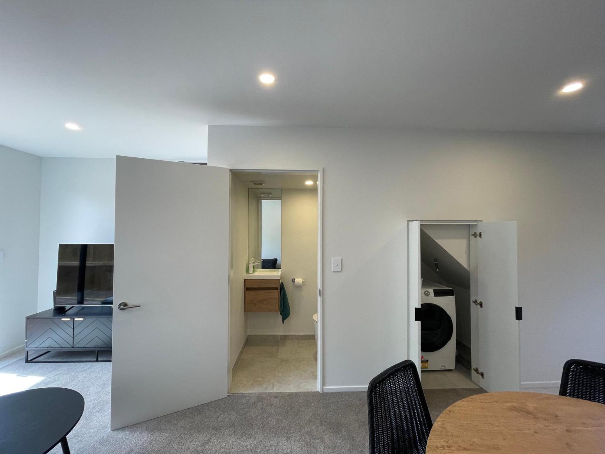 Luxury 2 Bedroom Townhouse Opposite Merivale Mall クライストチャーチ エクステリア 写真
